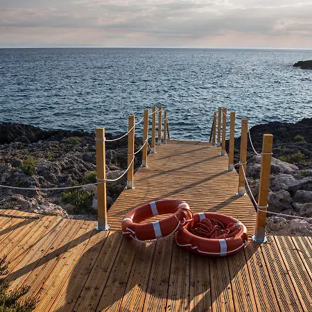 A Due Passi Dal Mare *